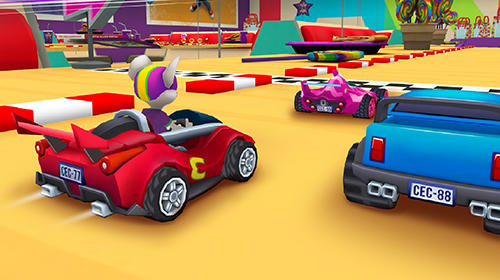 Gameplay of the Chuck E. Cheese's racing world for Android phone or tablet.