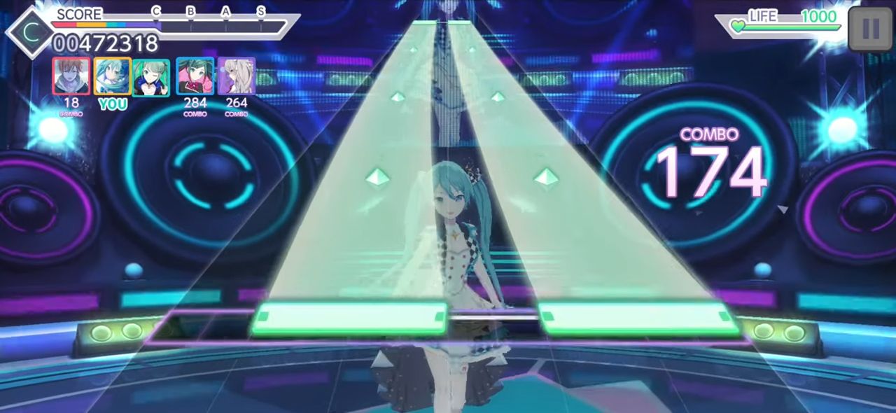 Gameplay of the HATSUNE MIKU: COLORFUL STAGE! for Android phone or tablet.