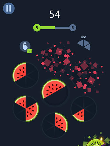 Gameplay of the Slices! Fruit pieces! Circle puzzles game! for Android phone or tablet.