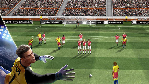 Real football - Android game screenshots.