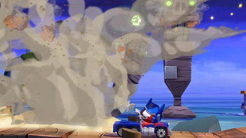 Gameplay screenshots of the Angry birds: Transformers for iPad, iPhone or iPod.