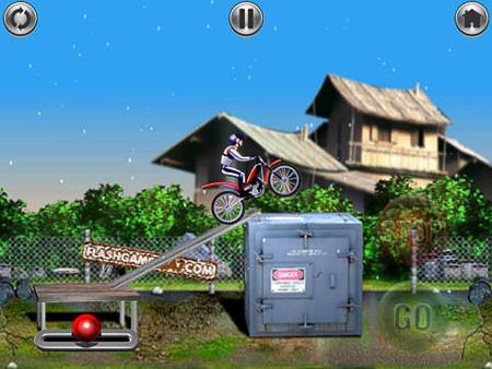 Gameplay screenshots of the Bike mania for iPad, iPhone or iPod.