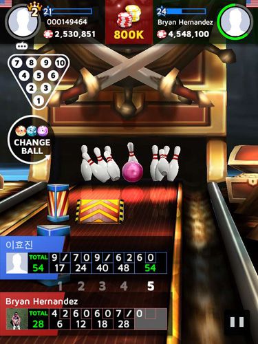 Gameplay screenshots of the Bowling king for iPad, iPhone or iPod.