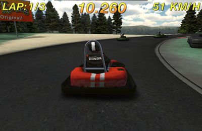 Gameplay screenshots of the Go Karting Outdoor for iPad, iPhone or iPod.