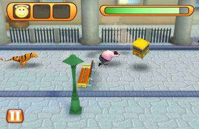 Gameplay screenshots of the Run Fatty Run for iPad, iPhone or iPod.