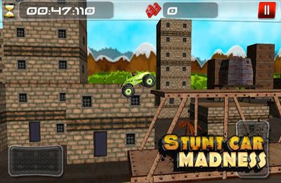 Gameplay screenshots of the Stunt Car Madness for iPad, iPhone or iPod.
