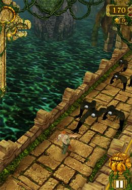 Gameplay screenshots of the Temple Run for iPad, iPhone or iPod.