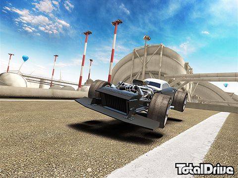 Gameplay screenshots of the Total drive for iPad, iPhone or iPod.