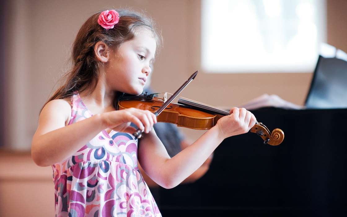 Children,Violins,People,Music