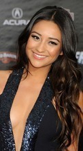 New mobile wallpapers - free download. Actors, Shay Mitchell, People picture and image for mobile phones.