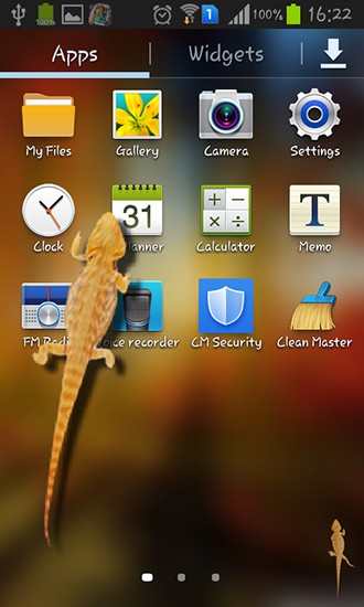 Screenshots of the live wallpaper Lizard in phone for Android phone or tablet.