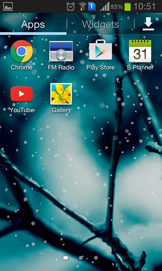 Screenshots of the live wallpaper Snowfall by Divarc group for Android phone or tablet.