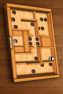 Gameplay screenshots of the Wooden Labyrinth 3D for iPad, iPhone or iPod.