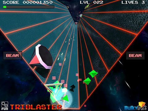 Gameplay screenshots of the Tri blaster for iPad, iPhone or iPod.