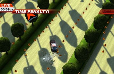 Gameplay screenshots of the Smash cops for iPad, iPhone or iPod.